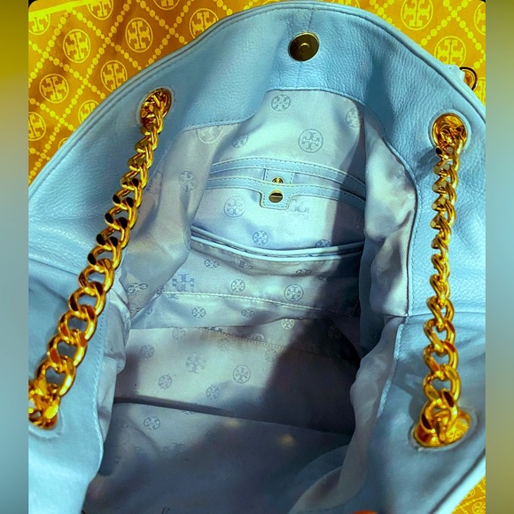 Tory Burch Baby Blue Marion Slouchy Tote - Picture 8 of 13